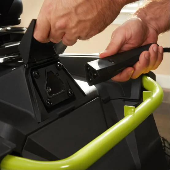 Tondeuse RYOBI autoportée Rider – Image 3